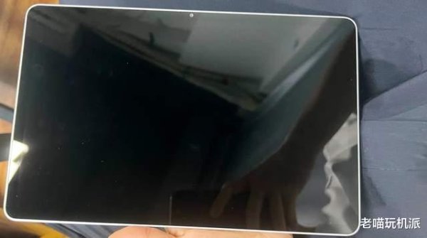 中国配资论坛 超轻薄国产OPPO平板电脑, 11英寸2.5k屏幕, 网课和轻办公都能胜任